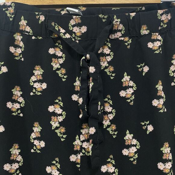 SUSINA 2X Black Floral Pull On Elastic Waist Ruffle Leg Crop Coquette Fairy Pant - Picture 13 of 16